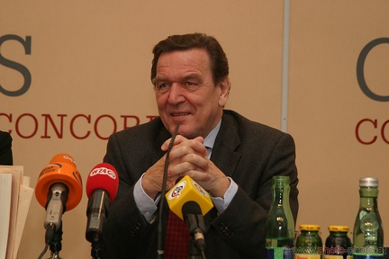 Gerhard Schröder - Entscheidungen (20061211 0033)